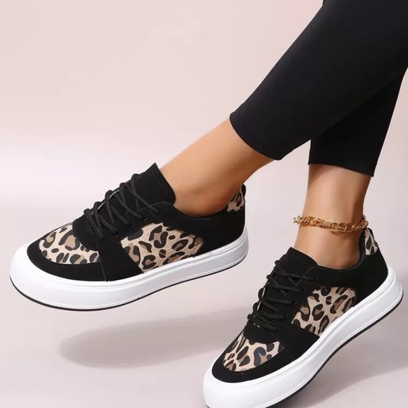 SHEIN Shoes - SHEIN Leopard Print Women's Sneakers